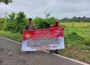 Personel Polsek Dusun Utara Sosialisasikan Larangan Penambangan Tanpa Izin Dengan Warga Masyarakat