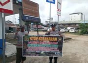 Personel Polsek Dusun Selatan Terus Melakukan Sosialisasi Larangan Karhutla Dengan Warga Masyarakat