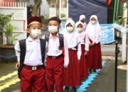 Dampak Erupsi Gunung Anak Krakatau, Sekolah Wajib Terapkan Penggunaan Masker