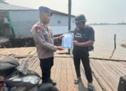 Satpolairud Polres Kapuas Sosialisasikan Larangan Karhutla kepada Warga Bantaran DAS Kapuas