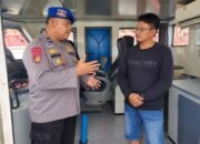 Satpolairud Polres Kapuas Cek Kelengkapan Alat Keselamatan kapal yang melintas DAS Kapuas