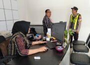 Jaga Aktivitas Tetap Aman, Polsek Kapuas Barat Sambangi BRI Mandomai Lewat Patroli Harkamtibmas