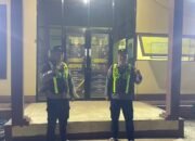 POLSEK PULAU PETAK LAKSANAKAN KEGIATAN SIAGA MAKO PADA MALAM HARI GUNA CIPTAKAN SITUASI AMAN