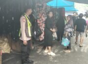 Jumat Pagi di Pasar Mandomai, Polisi Hadir di Tengah Keramaian Jaga Warga Tetap Aman