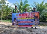 DALAM UPAYA PENCEGAHAN KEBAKARAN HUTAN DAN LAHAN, PERSONEL POLSEK PULAU PETAK SOSIALISASIKAN SANKSI PIDANA PELAKU KARHUTLA KE MASYARAKAT KECAMATAN PULAU PETAK