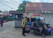 Personil Polsek Kapuas Barat Patroli di Seputaran Feri Penyeberangan untuk Jaga Keamanan dan Ketertiban