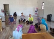 PERSONIL POLSEK PULAU PETAK LAKSANAKAN PATROLI DIALOGIS KE DESA-DESA WILAYAH KECAMATAN PULAU PETAK