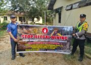 PERSONEL POLSEK PULAU PETAK LAKSANAKAN SOSIALISASI ILEGAL MINING KE MASYARAKAT GUNA PENCEGAHAN TAMBANG LIAR DI WILAYAH KECAMATAN PULAU PETAK
