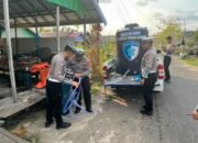 HUT LALU LINTAS BHAYANGKARA KE-71, SATLANTAS POLRES SERUYAN SALURKAN AIR BERSIH UNTUK WARGA SUNGAI UNDANG