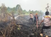 POLSEK HANAU BERSAMA TIM GABUNGAN PERKUAT PEMADAMAN KARHUTLA DI PEMBUANG HULU II