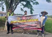 SOSIALISASI PENEBANGAN HUTAN SECARA LIAR (ILEGAL LOGING) OLEH PERSONIL POLSEK PULAU PETAK