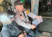 CEGAH API DARI LINGKUNGAN WARGA, BHABINKAMTIBMAS KUALA PEMBUANG II GENCARKAN IMBAUAN KARHUTLA