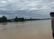 Personel Polsek Sepang: Pantau Ketat Ketinggian Air Sungai Kahayan