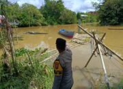 Langkah Responsif Personel Polsek Manuhing Lindungi Keselamatan Warga
