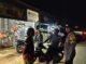 Cegah Kejahatan Malam Hari, Personel Polsek Manuhing Pastikan Kantor Pos dan Perbankan Aman
