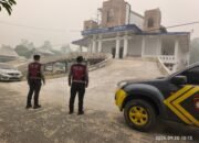 **Patroli Kota Presisi Satsamapta Polres Bartim Pastikan Ibadah Minggu Aman dan Kondusif**
