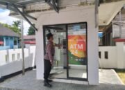 Hadirkan Rasa Aman, Personel Polsek Tewah Perketat Pengamanan Bank dan Pusat Pertokoan
