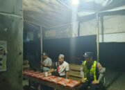 ANGGOTA POLSEK PULAU PETAK LAKSANAKAN PATROLI MALAM, GUNA MEWUJUDKAN KAMTIBMAS KONDUSIF DI WILAYAH KECAMATAN PULAU PETAK