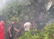 Tim Gabungan Bersama Padamkan Karhutla di Basarang, Perluasan Api Berhasil Dicegah
