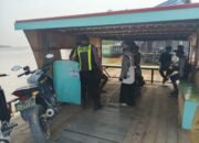 PERSONIL POLSEK PULAU PETAK LAKSANAKAN PATROLI DIALOGIS KE DESA-DESA WILAYAH KECAMATAN PULAU PETAK