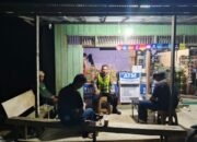 ANGGOTA POLSEK PULAU PETAK LAKSANAKAN PATROLI MALAM, GUNA MEWUJUDKAN KAMTIBMAS KONDUSIF DI WILAYAH KECAMATAN PULAU PETAK