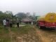 Polres Gunung Mas Melaksanakan Patroli dan Pembagian Air Bersih bagi Warga Terdampak Kemarau Bersama Perumdam Maruang Duhung